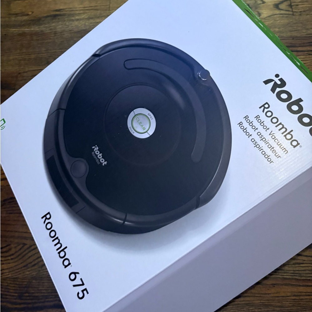 iRobot Roomba 675 Black Robot Vacuum